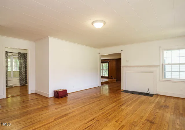 Photo 5 of Single family home for sale at 1191 Old Sanford Rd, Moncure, NC 27559 | MLS# 10162025 | Listing updated on 2026-08-09