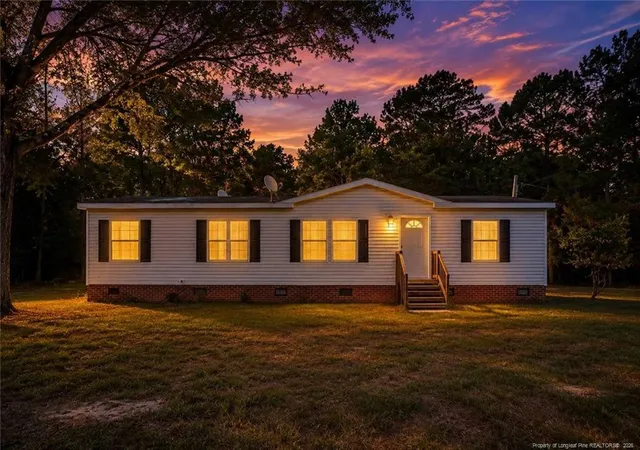 Homes for sale in St. Pauls, NC | 1234 Shaw Rd, St. Pauls, NC 28384 | MLS# 761206
