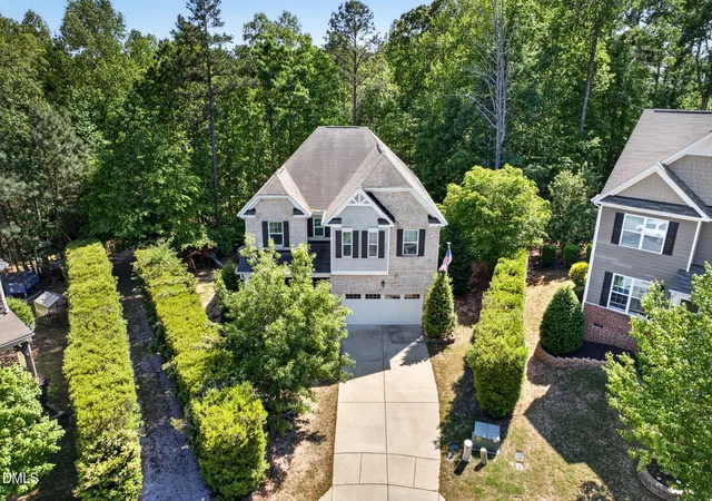 Photo 3 of Single family home for sale at 258 Chatsworth Ln, Clayton, NC 27527 | MLS# 10163048 | Listing updated on 2026-07-18