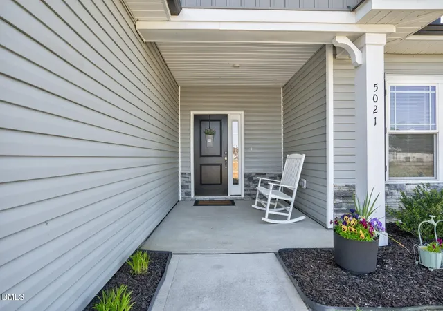 3rd image of 5021 Green Hawthorne Ct, Battleboro, NC 27809 | MLS# 10161875
