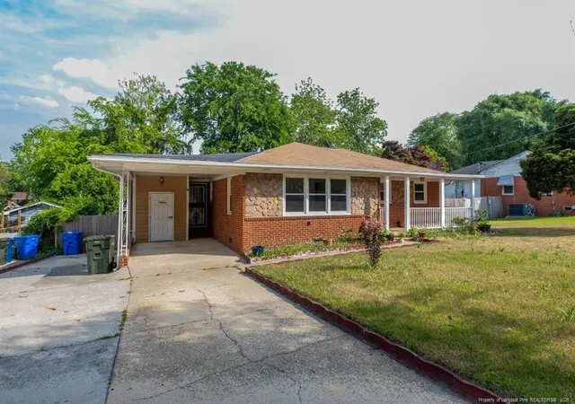 2nd image of 1115 Faison Ave, Fayetteville, NC 28304 | MLS# 760907