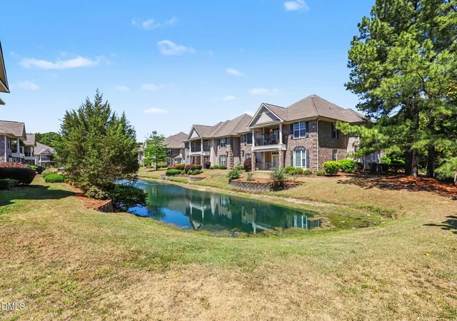 2nd image of 1820 Jennifer Ln, Fayetteville, NC 28314