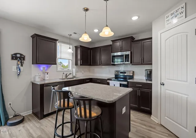 Photo 2 of Single family home for sale at 3109 Pasile Ct, Sanford, NC 27332 | MLS# 10162168 | Listing updated on 2026-08-21