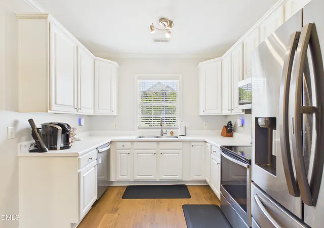 Photo 3 of Sale Pending at 2748 Andover Glen Rd, Raleigh, NC 27604 | MLS# 10162746 | Listing updated on 2026-07-31