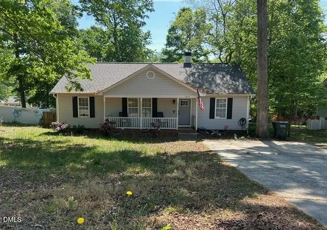 image of 2910 Brittany Dr, Clayton, NC 27520 | MLS# 10162730