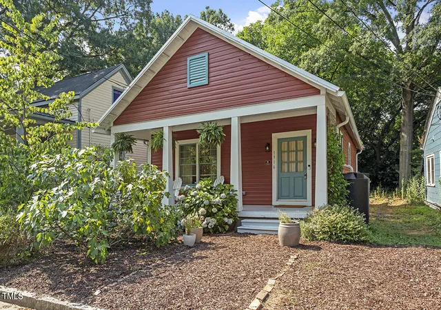 1st image of 1916 Hart St, Durham, NC 27703 | MLS# 10162727