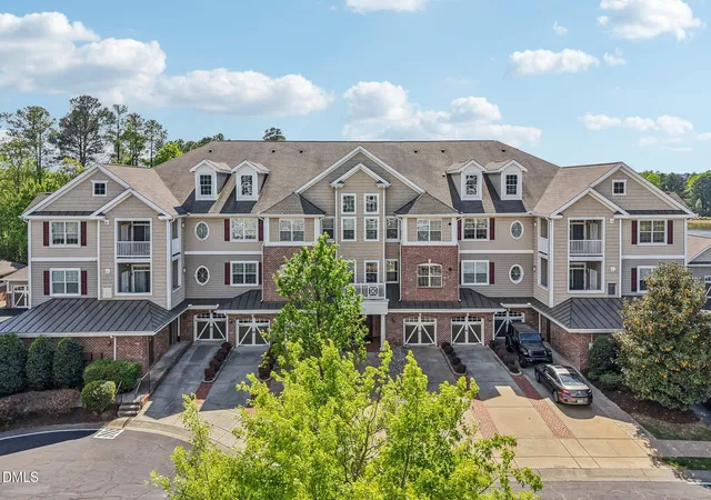 4th image of 10411 Rosegate Ct, Raleigh, NC 27617