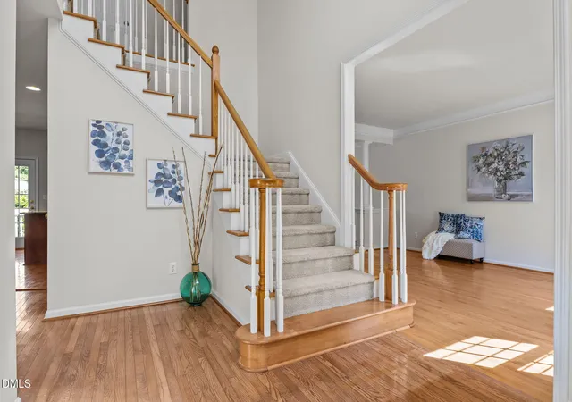 Photo 4 of Single Family Residence at 711 Oxboro Cir, Durham, NC 27713 | MLS# 10162782 | | Sold on 2026-06-12