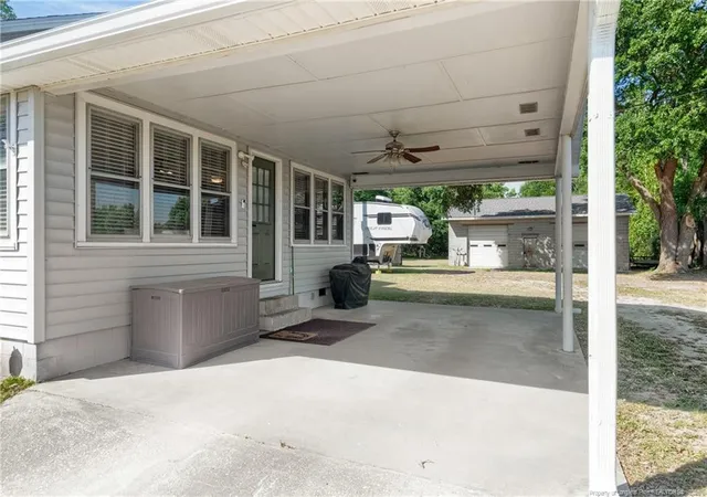 Photo 3 of Single Family Residence at 520 Caton Rd, Lumberton, NC 28360 | MLS# 761325 | | Sold on 2026-05-29