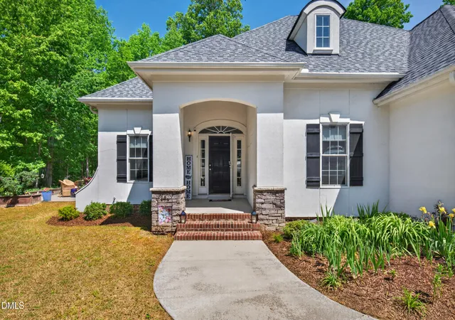 Photo 2 of Single family home for sale at 154 Birdie Ct, Pittsboro, NC 27312 | MLS# 10162363 | Listing updated on 2026-09-04