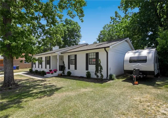 2nd image of 6841 Brasswood Dr, Fayetteville, NC 28314 | MLS# 761333
