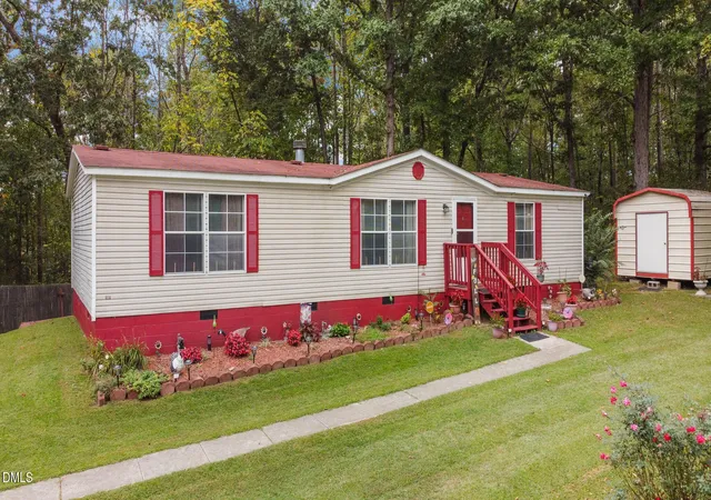 Homes for sale in Henderson, NC | 230 Big Buck Rd, Henderson, NC 27537 | MLS# 10162498