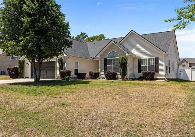 Homes for sale in Bunnlevel, NC | 20 Turkey Oak Cir, Bunnlevel, NC 28323 | MLS# 759989