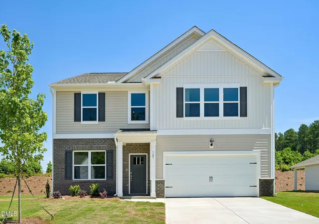 Photo 3 of Sale Pending at 163 Reagan Crst Dr, Clayton, NC 27520 | MLS# 10162575 | Listing updated on 2026-08-21
