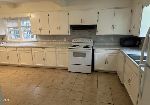 3rd image of 3652 Guess Rd, Durham, NC 27705 | MLS# 10162678