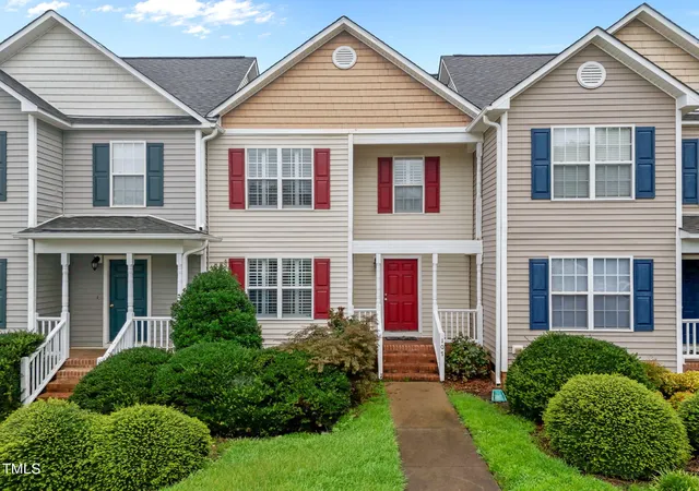 Photo 2 of Townhouse for sale at 107 Walford Park, Clayton, NC 27520 | MLS# 10162726 | Listing updated on 2026-09-14