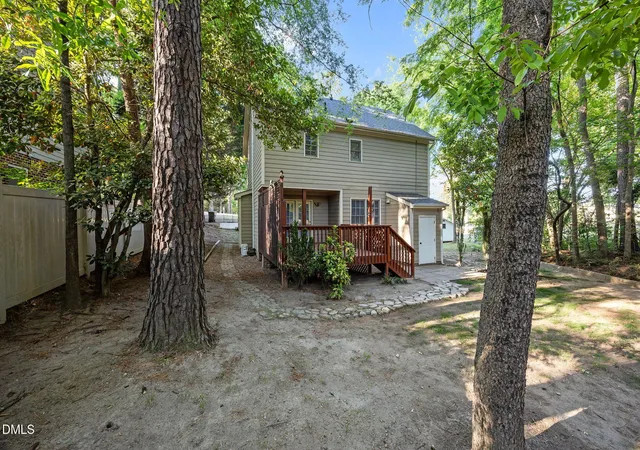 Photo 4 of Single family home for sale at 1642 Wake Dr, Wake Forest, NC 27587 | MLS# 10162745 | Listing updated on 2026-10-25