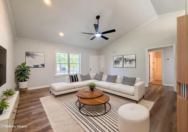 3rd image of 153 Sommerset Dr, Clayton, NC 27520 | MLS# 10162819