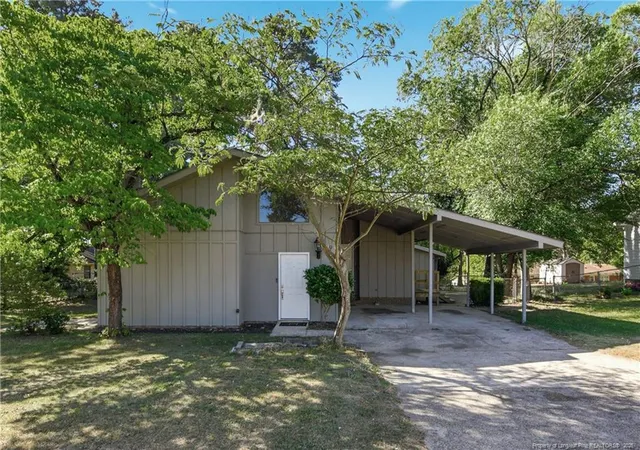 Photo 1 of Single family home for sale at 905 Bucknell Rd, Fayetteville, NC 28311 | MLS# 761396 | Listing updated on 2026-09-18