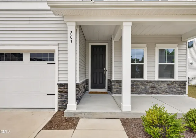 Photo 4 of Single family home for sale at 203 Sea Cave Ln, Raleigh, NC 27610 | MLS# 10162838 | Listing updated on 2026-09-30