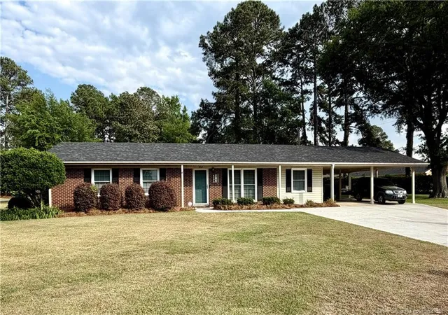 Photo 2 of Single Family Residence at 3502 Mcmillan Ave, Lumberton, NC 28358 | MLS# 761439 | | Sold on 2026-06-03