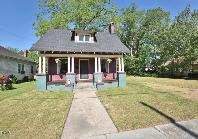 Photo 2 of Single family home for sale at 220 S Howell St, Rocky Mount, NC 27804 | MLS# 10163082 | Listing updated on 2026-07-18