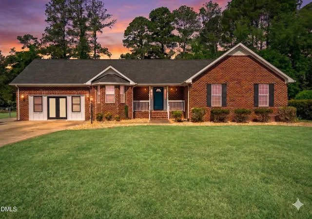 Photo 1 of Single family home for sale at 1813 Oberry Ctr Rd, Goldsboro, NC 27530 | MLS# 10162900 | Listing updated on 2026-08-31