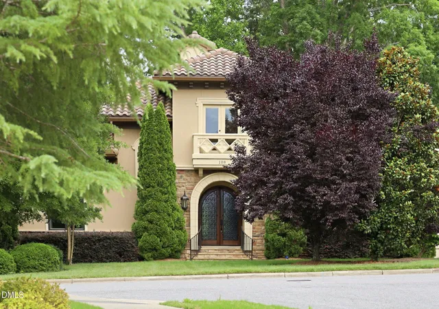 3rd image of 108 Michelangelo Wy, Cary, NC 27518 | MLS# 10171595