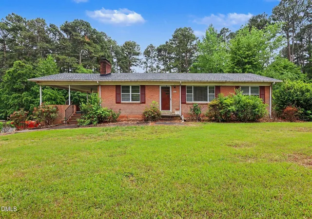 2nd image of 1813 Carbonton Rd, Sanford, NC 27330 | MLS# 10164716