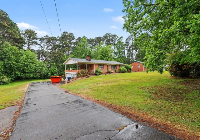 4th image of 1813 Carbonton Rd, Sanford, NC 27330 | MLS# 10164716