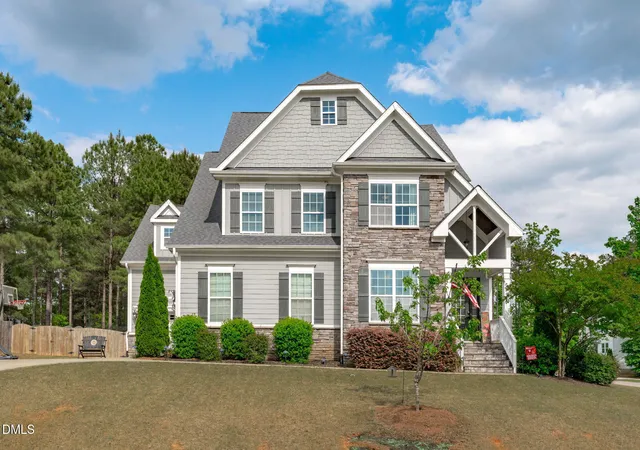 2nd image of 101 Jewell Farm Ln, Holly Springs, NC 27540 | MLS# 10164278