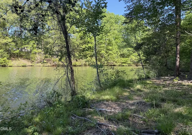 Homes for sale in Yanceyville, NC | 618 Crystal Cove Ln, Yanceyville, NC 27379 | MLS# 10164703