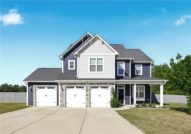 Photo 3 of Single family home for sale at 1457 Creekwood Rd, Hope Mills, NC 28348 | MLS# 761449 | Listing updated on 2026-08-26