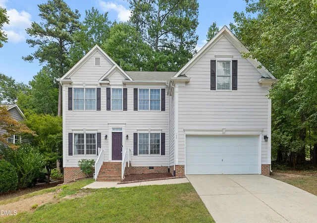 Photo 1 of Single family home for sale at 104 Wedgemere St, Cary, NC 27519 | MLS# 10187912 | Listing updated on 2026-10-05