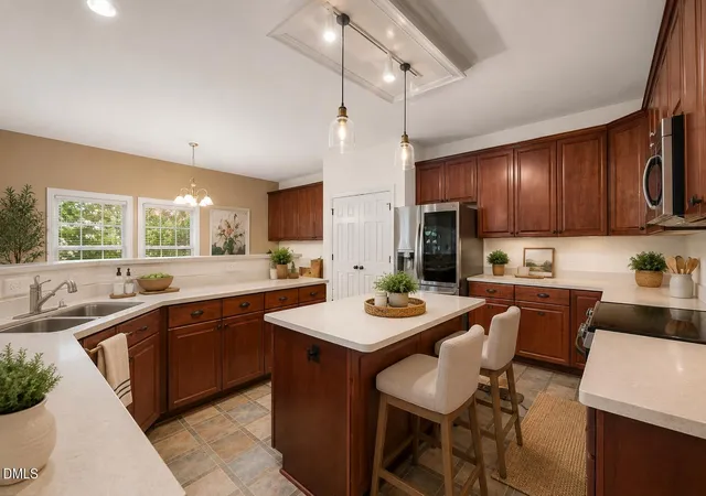 Photo 3 of Single family home for sale at 104 Wedgemere St, Cary, NC 27519 | MLS# 10187912 | Listing updated on 2026-10-05