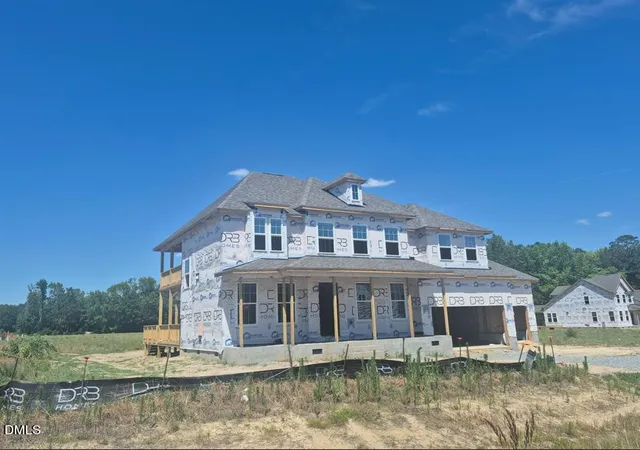 Photo 3 of Sale Pending at 19 Biscayne Ct, Lillington, NC 27546 | MLS# 10162981 | Listing updated on 2026-08-25