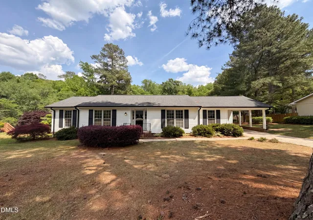 1st image of 624 Green Willow Cir, Wendell, NC 27591 | MLS# 10162960