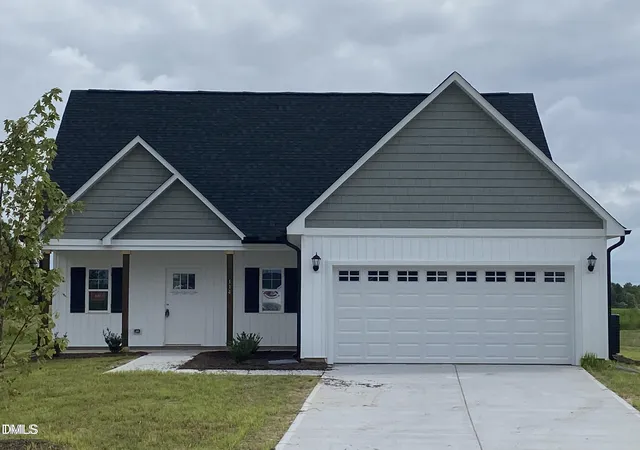 Photo 1 of Single family home for sale at 114 Chester Pl, Pikeville, NC 27863 | MLS# 10162989 | Listing updated on 2026-09-17