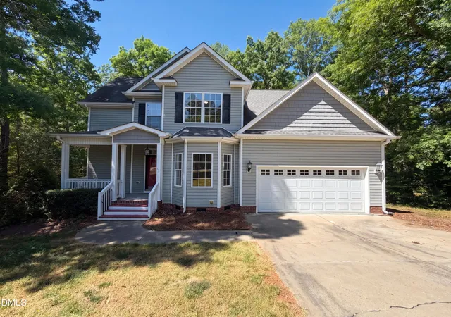 Photo 1 of Sale Pending at 350 Wyndham Pl Dr, Fuquay Varina, NC 27526 | MLS# 10163026 | Listing updated on 2026-09-21