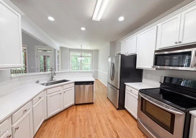 Photo 3 of Sale Pending at 350 Wyndham Pl Dr, Fuquay Varina, NC 27526 | MLS# 10163026 | Listing updated on 2026-09-21