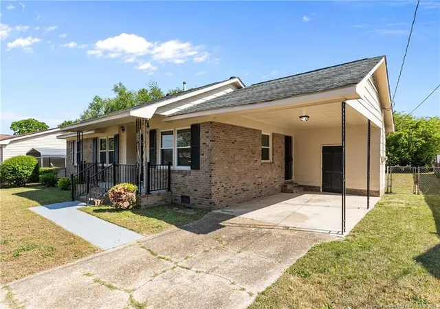Photo 3 of Single family home for sale at 314 Cartwright Dr, Fayetteville, NC 28303 | MLS# 761162 | Listing updated on 2026-07-24