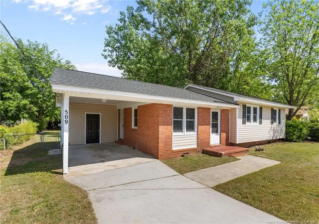 2nd image of 509 Clifford Ave, Fayetteville, NC 28314 | MLS# 761164