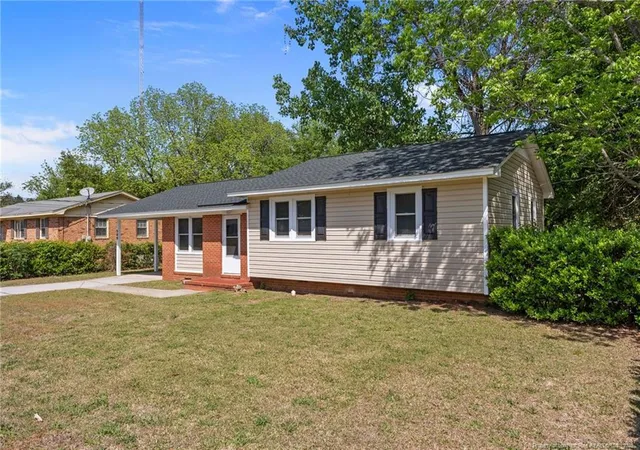 3rd image of 509 Clifford Ave, Fayetteville, NC 28314 | MLS# 761164