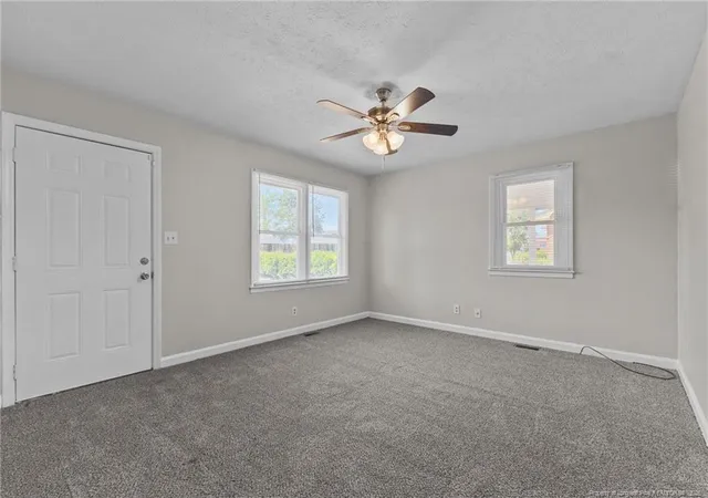 4th image of 509 Clifford Ave, Fayetteville, NC 28314 | MLS# 761164