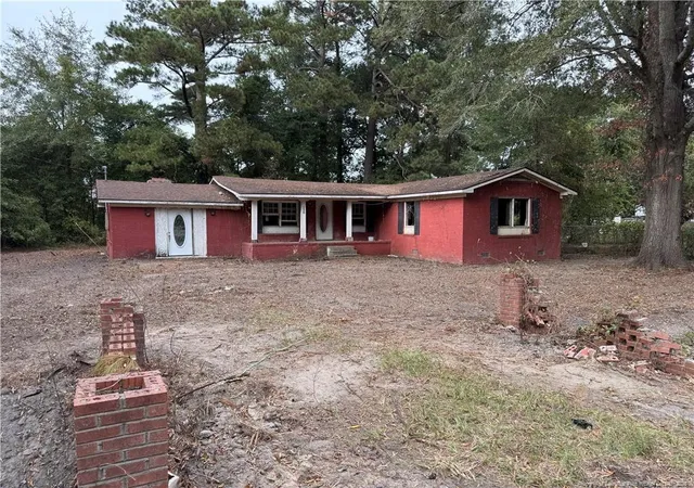 Homes for sale in Lumberton, NC | 130 Wayne's Rd Rd, Lumberton, NC 28358 | MLS# 761502