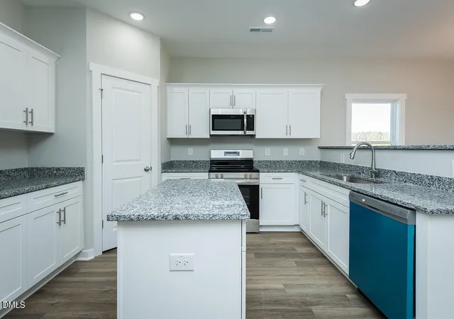 Photo 4 of Single family home for sale at 115 Chester Pl, Pikeville, NC 27863 | MLS# 10163062 | Listing updated on 2026-09-17