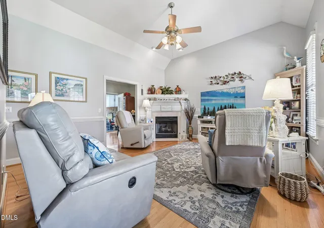 4th image of 638 E Lakota Dr, Fuquay Varina, NC 27526 | MLS# 10165820