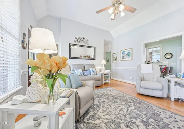 5th image of 638 E Lakota Dr, Fuquay Varina, NC 27526 | MLS# 10165820
