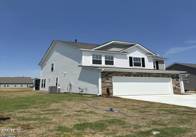 Photo 3 of Single family home for sale at 44 Little Branch Dr, Lillington, NC 27546 | MLS# 10163207 | Listing updated on 2026-09-30