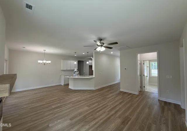 Photo 4 of Single Family Residence at 1721 Walnut Run Dr, Deep Run, NC 28525 | MLS# 10164042 | | Sold on 2026-07-08